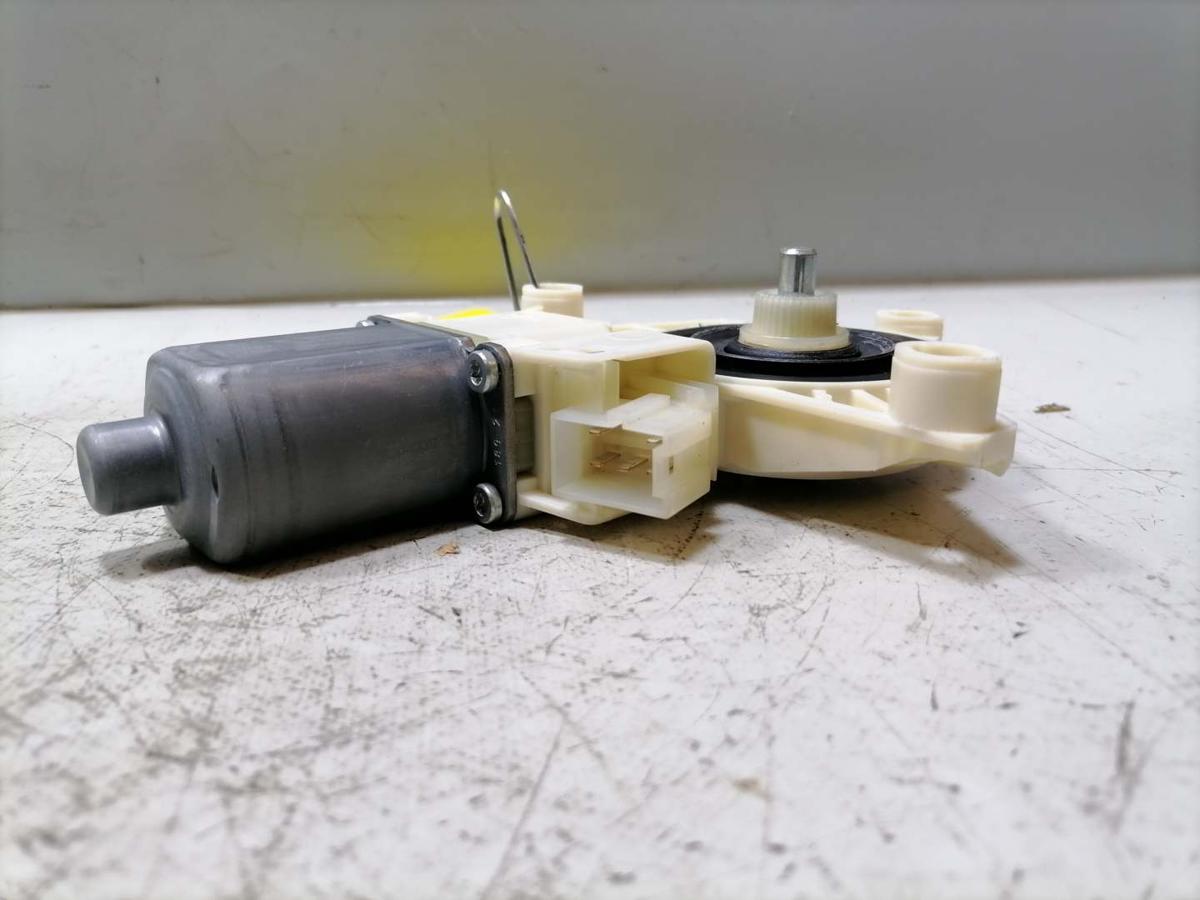 Mercedes Vito 447 original Fensterhebermotor vorn links Bj.2022